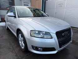 Silber Gebraucht 2009 Audi A3 Ambition Limousine | 3.990 € (Guter Preis)