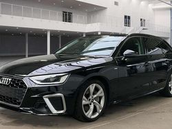 Mythosschwarz metallic Gebraucht 2022 Audi A4 S-Line Kombi | 22.999 € (Guter Preis)