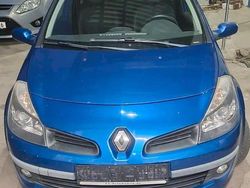 Blau Gebraucht 2007 Renault Clio II Kleinwagen | 1.800 €