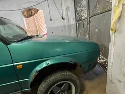 Grün Gebraucht 1990 VW Golf Country Kleinwagen | 3.000 €