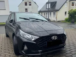 Schwarz Gebraucht 2023 Hyundai i20 GO! Limousine | 17.000 € (Fairer Preis)