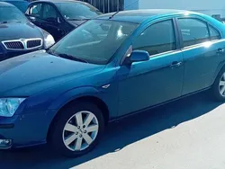 Blau Gebraucht 2007 Ford Mondeo Futura Limousine | 2.650 € (Etwas zu teuer)