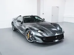 Grau Gebraucht 2022 Ferrari 812 Cabrio | 449.000 €