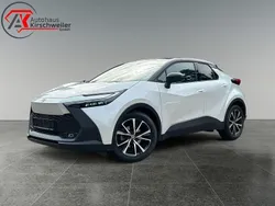 Platinumweiss perleffekt/schwa Gebraucht 2024 Toyota C-HR SUV | 32.990 € (Etwas zu teuer)