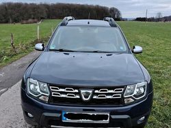 Blau Gebraucht 2016 Dacia Duster Prestige SUV | 7.990 € (Fairer Preis)