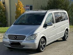 Silber Gebraucht 2004 Mercedes Viano Van / Kleinbus | 6.500 € (Etwas zu teuer)