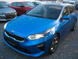 Blau Gebraucht 2020 Kia Ceed Sportswagon Platinum Edition Kombi | 13.600 € (Superpreis)