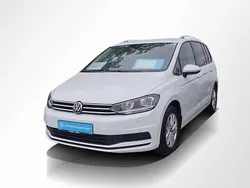 Pure white Gebraucht 2024 VW Touran Comfortline Van / Kleinbus | 30.440 € (Guter Preis)