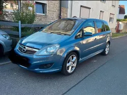 Blau Gebraucht 2008 Opel Zafira Sport Van / Kleinbus | 5.500 € (Fairer Preis)