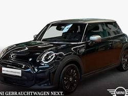 Schwarz Gebraucht 2023 Mini Cooper SE Classic Kleinwagen | 21.890 € (Fairer Preis)
