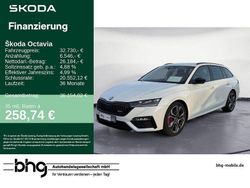 Weiß Gebraucht 2022 Skoda Octavia RS Kombi | 32.730 € (Fairer Preis)