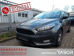 Grau Gebraucht 2016 Ford Focus Cool & Connect Limousine | 7.685 € (Superpreis)