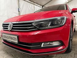 Rot Gebraucht 2018 VW Passat Highline Kombi | 8.800 €
