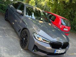 Braun Gebraucht 2022 BMW 530 Luxury Line Limousine | 44.900 € (Etwas zu teuer)