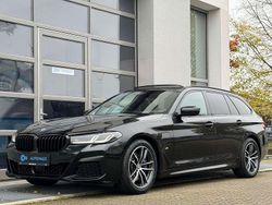 Black sapphire Gebraucht 2021 BMW 530e M Sport Kombi | 32.890 € (Fairer Preis)