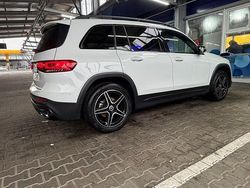 Weiß Gebraucht 2022 Mercedes GLB200 AMG line SUV | 34.300 € (Guter Preis)