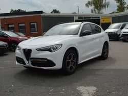 Weiß Gebraucht 2021 Alfa Romeo Stelvio SUV | 28.900 €