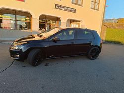 Schwarz Gebraucht 2015 VW Golf VII Allstar Limousine | 10.800 € (Fairer Preis)