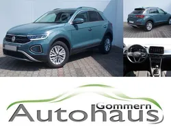 Petroleum blau Gebraucht 2024 VW T-Roc Life SUV | 21.450 € (Superpreis)