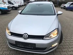 Gebraucht 2015 VW Golf VII Comfortline Kombi | 5.800 €
