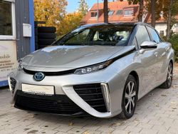 Silber Gebraucht 2017 Toyota Mirai Executive Limousine | 8.890 €