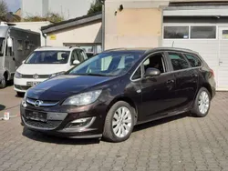 Braun Gebraucht 2014 Opel Astra Energy Kombi | 3.600 € (Guter Preis)