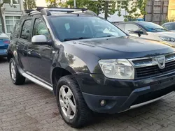Schwarz Gebraucht 2011 Dacia Duster Lauréate SUV | 4.299 € (Superpreis)