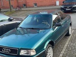 Grün Gebraucht 1994 Audi 80 Limousine | 2.200 €
