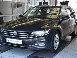 Grau Gebraucht 2021 VW Passat Business Kombi | 22.280 € (Fairer Preis)