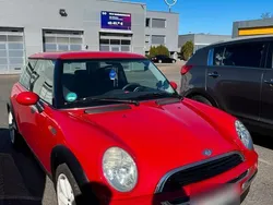 Rot Gebraucht 2002 Mini ONE Kleinwagen | 2.000 € (Fairer Preis)