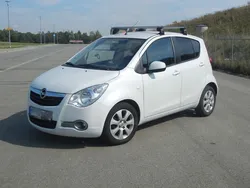 Weiß metallic Gebraucht 2010 Opel Agila Edition Kombi | 8.900 €