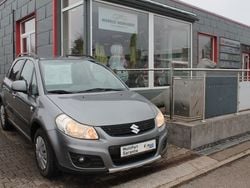 Grau Gebraucht 2011 Suzuki SX4 Club SUV | 6.903 € (Etwas zu teuer)
