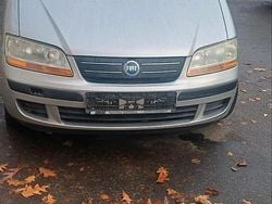 Gebraucht 2004 Fiat 124 Limousine | 390 €