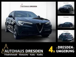 Schwarz (metallic) Gebraucht 2023 Alfa Romeo Stelvio SUV | 30.990 €