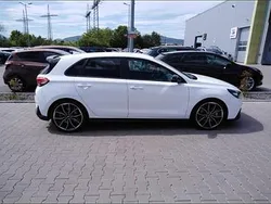 Weiß Gebraucht 2019 Hyundai i30 N Performance Limousine | 20.999 € (Fairer Preis)