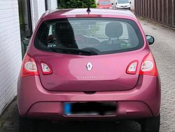Violet Gebraucht 2013 Renault Twingo Kleinwagen | 3.333 €