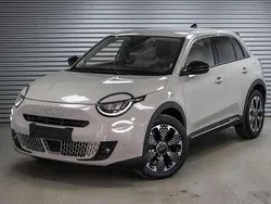 Sabbia beige metallic () Neu 2025 Fiat 600 La Prima SUV | 27.589 € (Fairer Preis)