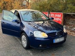 Blau Gebraucht 2006 VW Golf V Kombi | 2.700 € (Fairer Preis)