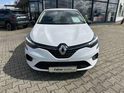 Weiß Gebraucht 2023 Renault Clio V Equilibre Kleinwagen | 14.990 € (Guter Preis)
