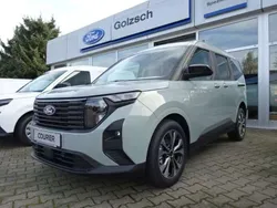Cactus gray Gebraucht 2025 Ford Tourneo Courier Titanium Van / Kleinbus | 28.876 € (Fairer Preis)