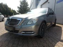 Silber Gebraucht 2011 Mercedes E200 Edition Limousine | 13.880 € (Fairer Preis)