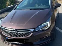 Braun Gebraucht 2017 Opel Astra Edition Limousine | 9.000 € (Fairer Preis)