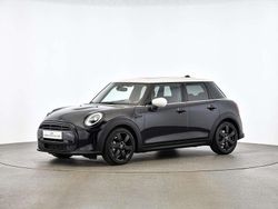 Schwarz Gebraucht 2023 Mini Cooper Classic Kleinwagen | 28.516 € (Teuer)