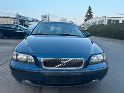 Blau Gebraucht 2002 Volvo V70 Comfort Kombi | 3.999 € (Fairer Preis)