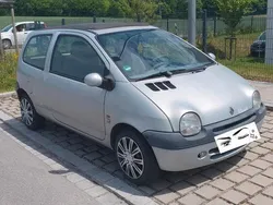 Grau Gebraucht 2002 Renault Twingo Kleinwagen | 1.300 €
