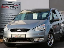 Grau Gebraucht 2009 Ford Galaxy Van / Kleinbus | 6.490 € (Fairer Preis)