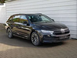 Schwarz blackmagic Neu 2024 Skoda Octavia SportLine Kombi | 34.980 € (Fairer Preis)