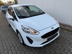 Weiß Gebraucht 2018 Ford Fiesta Trend Kleinwagen | 3.799 €