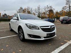 Schneeweiss/summitwhite/arctic Gebraucht 2015 Opel Insignia Innovation Kombi | 6.000 € (Etwas zu teuer)