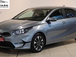 Silber Gebraucht 2024 Kia Ceed Silver Kleinwagen | 20.390 € (Superpreis)